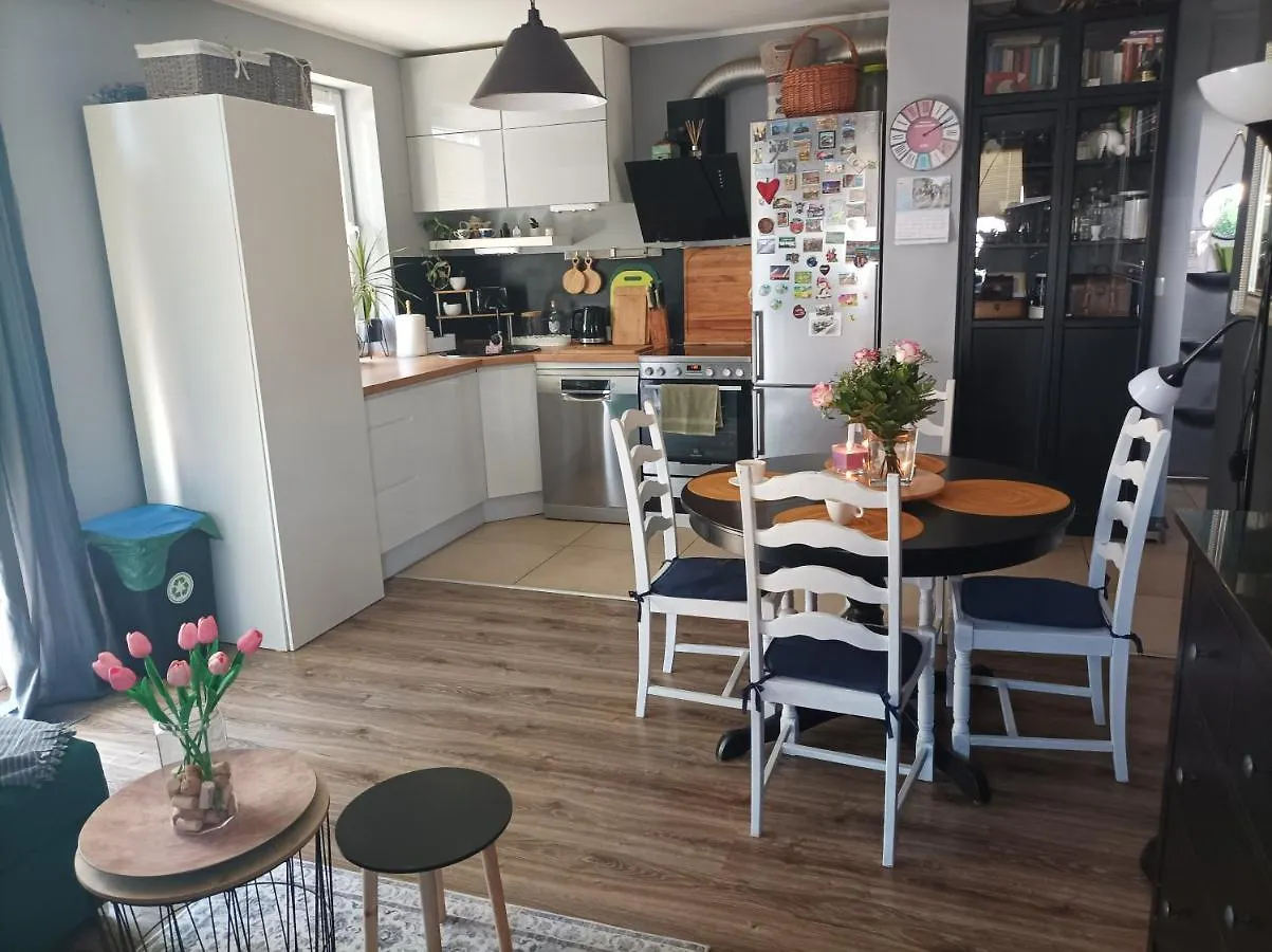 Apartment Atrakcyjny Apartament Z Duzym Ogrodem Gdansk