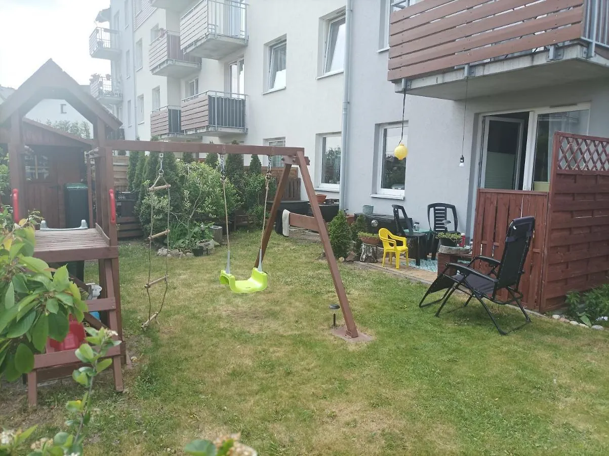 Apartment Atrakcyjny Apartament Z Duzym Ogrodem Gdansk
